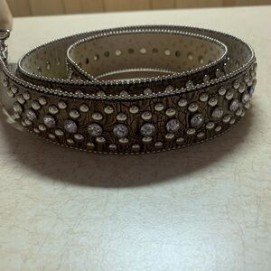 GUESS Western Look Bling Belt 42 Vinyl Silver Buckle Women's